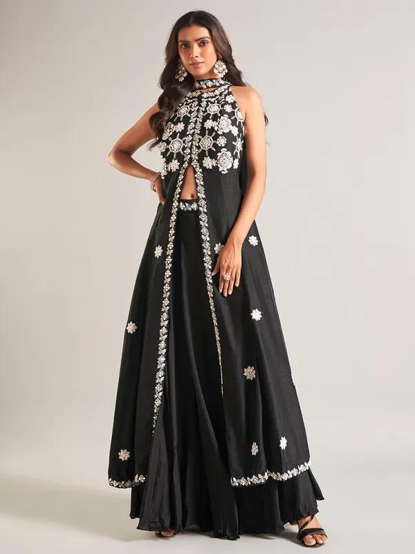 Noir Elegance Embroidered Lehenga Set