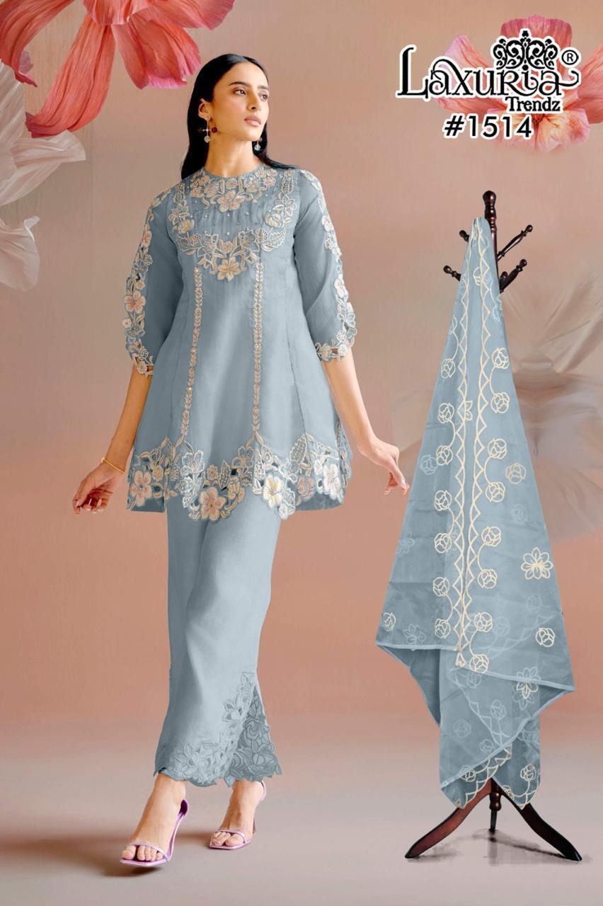 Floral Elegance Shalwar Suit | Fully Customized & Made-to-Order